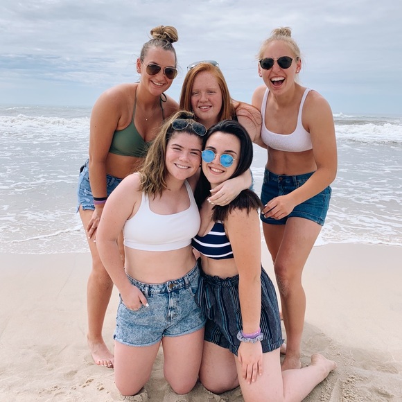 Meet your Posher, Jacqueline - Picture 1 of 1